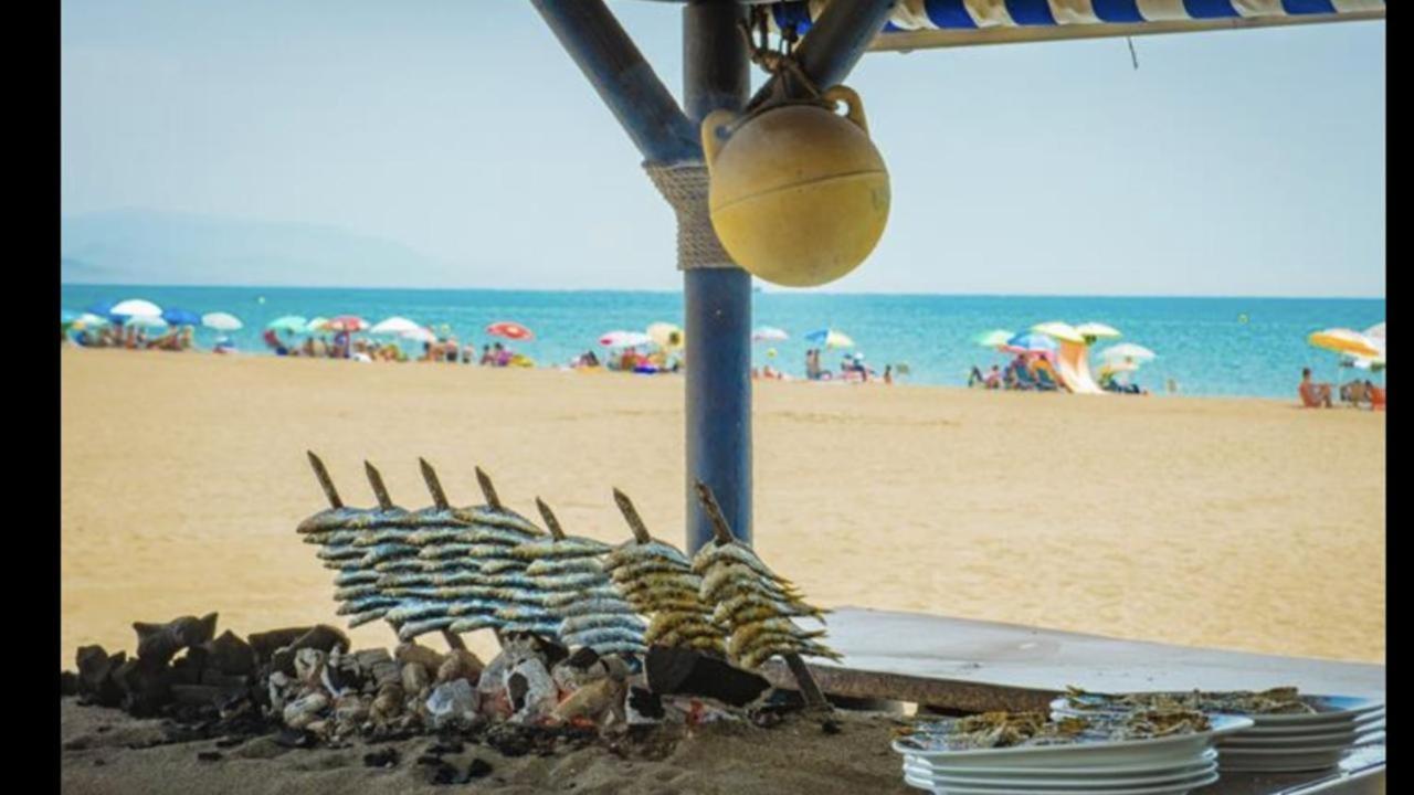 Mi Capricho, Beachfront, Grownfloor, Private Garden & Terrace Sitio de Calahonda ภายนอก รูปภาพ