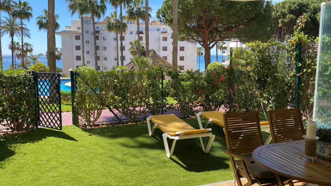 Mi Capricho, Beachfront, Grownfloor, Private Garden & Terrace Sitio de Calahonda ภายนอก รูปภาพ