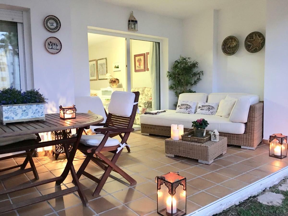 Mi Capricho, Beachfront, Grownfloor, Private Garden & Terrace Sitio de Calahonda ภายนอก รูปภาพ