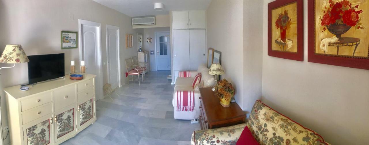 Mi Capricho, Beachfront, Grownfloor, Private Garden & Terrace Sitio de Calahonda ภายนอก รูปภาพ
